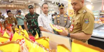 Bupati Tangerang Pantau Stok dan Harga Kebutuhan Pokok di Pasar Tradisional