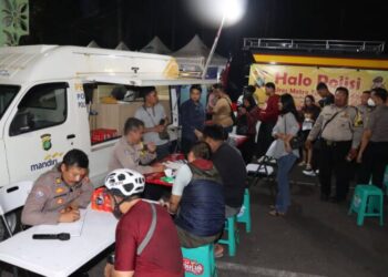 Polres Metro Tangerang Kota Luncurkan Progam ‘Halo Polisi’ Malam Hari di Kuliner Pasar Lama, Layani Apa Aja?