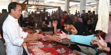 Jokowi Sebut Harga Sembako di Pasar Kelapa Cilegon Banten Cukup Tinggi