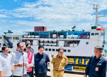 Presiden Jokowi Tinjau Kesiapan Arus Mudik Lebaran 2023 di Pelabuhan Merak