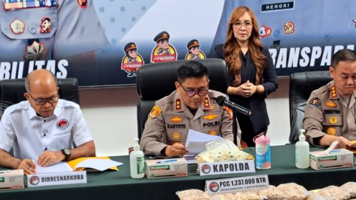 Polda Metro Jaya Gerebek Gudang Narkoba di Bekasi