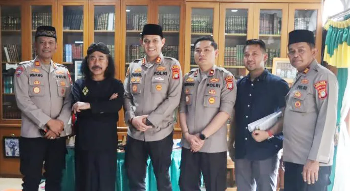 Kapolres Tangsel Sambangi Ponpes Umul Quro Pamulang