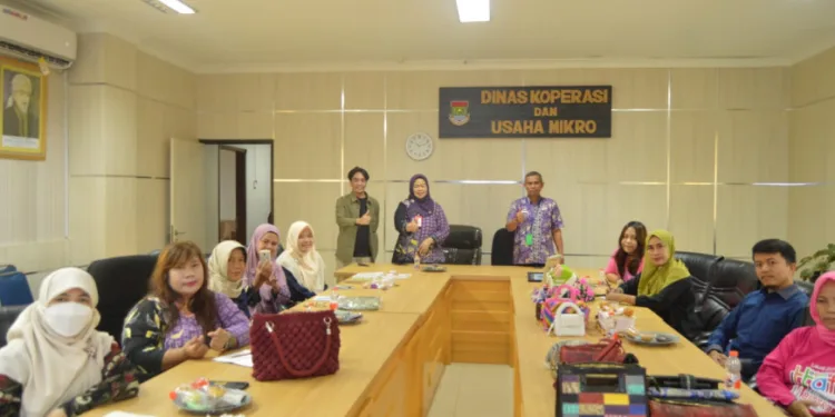 Uniqlo Kurasi Produk UMKM Binaan Dinas Koperasi dan Usaha Mikro Kabupaten Tangerang