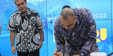 Pemkab Tangerang Terima Kapal Pembersih Sampah Ramah Lingkungan - halo banten