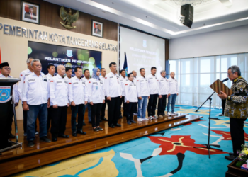 Benyamin Davnie Lantik Kepengurusan LKS Tripartit Tangsel - halo banten