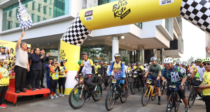 Benyamin Davnie Lepas Para Pesepeda Tur Batas Kota Tangsel