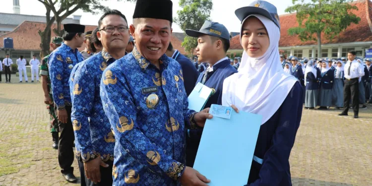 Disdukcapil Serang Kota Jemput Bola