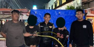Polres Metro Tangerang Kota Tangkap Dua Remaja Saat Transaksi Senjata Tajam di Tangerang