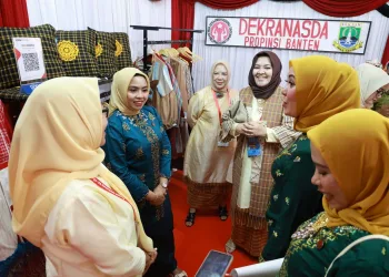 HUT DEKRANAS Ke-43, Kerajinan Tangan Provinsi Banten Laris Manis