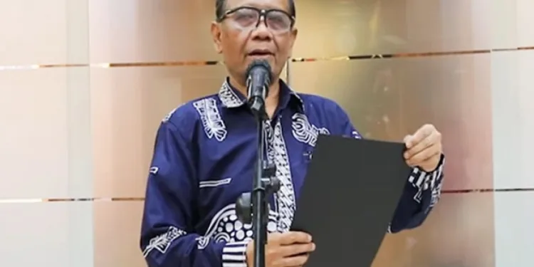 Menko Politik, Hukum, dan Keamanan (Polhukam), Mahfud Md saat memberikan keterangan pers. (Dok. PMJ)