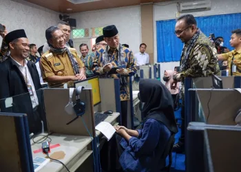 Pj Gubernur Al Muktabar Dampingi Menag Yaqut Cholil Qoumas Monitoring Seleksi UM PTKIN