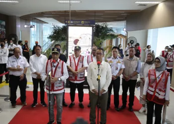 Menteri Perhubungan Tinjau Sarana dan Prasarana Perkeretaapian
