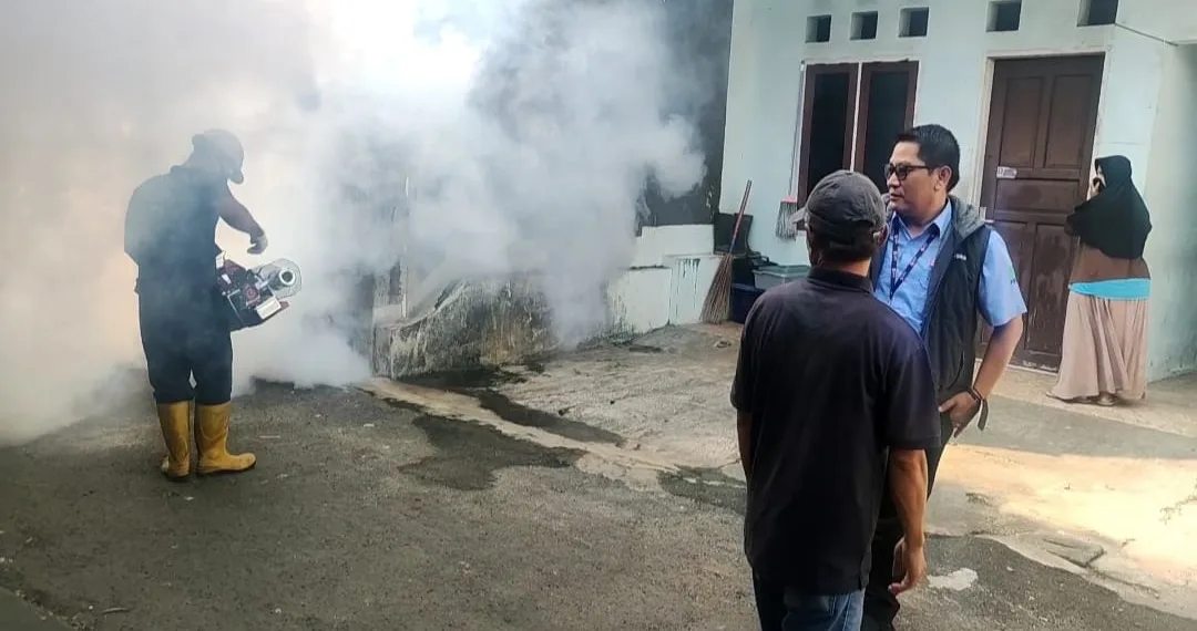 PT Indah Kiat Pulp & Paper Tangerang Mill Fogging Pemukiman Lingkungan Sekitar Untuk Cegah DBD