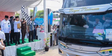 385 Jemaah Calon Haji Asal Tangsel Diberangkatkan ke Tanah Suci Mekkah