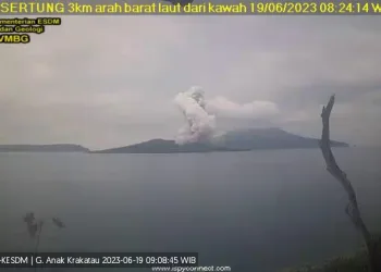 Gunung Anak Krakatau Erupsi, Kolom Abu Mencapai 1.500 m