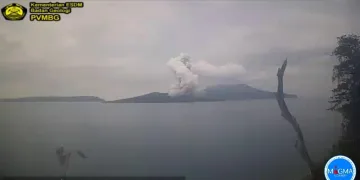 Gunung Anak Krakatau Erupsi, Kolom Abu Mencapai 1.500 m