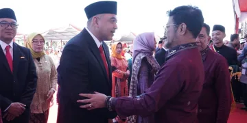 Bupati Tangerang Terima Satyalencana Wira Karya Dari Presiden RI