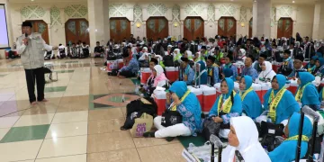 Jemaah Calon Haji Kloter 48 JKG Asal Kabupaten Tangerang Diberangkatkan ke Tanah Suci Mekkah