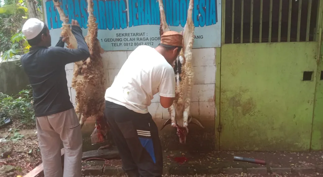 Idul Adha 1444 H, Pokja WHTR Bagikan 120 Bungkus Daging Kurban Kepada Masyarakat