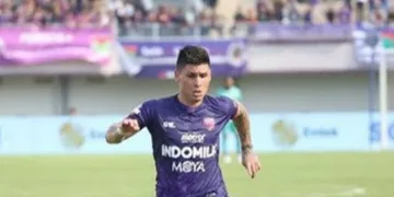 Persita Datangkan Gelandang Argentina dan Bek Filipina Hadapi Liga 1 Musim 2023/2024