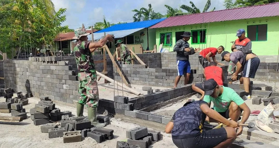 FABA diolah menjadi batako dan dimanfaatkan untuk membangun rumah bagi Prajurit TNI di Maumere, Nusa Tenggara Timur.
