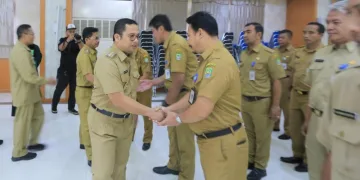 Wali Kota Tangerang Lantik Dirut Dan Dirtek Perumda Tirta Benteng