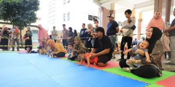 Ratusan Bayi di Kota Tangerang Ikut Lomba Bayi Merangkak