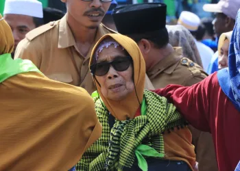 Tangis Haru Kepulangan Ratusan Jamaah Haji Asal Kabupaten Serang
