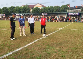 Pj Gubernur Banten Al Muktabar Kick Off Final Turnamen Sepak Bola Paku Jaya Cup VIII*