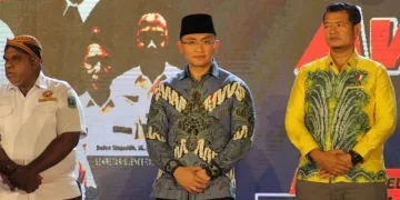 Andika Hazrumy Raih Penghargaan Tokoh Penggerak Koperasi Utama di Harkopnas 2023