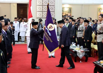 Pj Gubernur Al Muktabar Hadiri Pelantikan Pengurus DPD IKAL-LEMHANNAS Banten