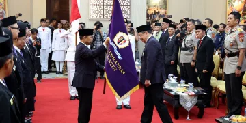 Pj Gubernur Al Muktabar Hadiri Pelantikan Pengurus DPD IKAL-LEMHANNAS Banten