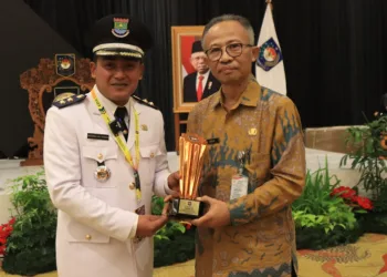 Kelurahan Cisauk Tangerang Juara 3 Lomba Kelurahan Tingkat Nasional
