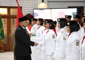 Pasukan Pengibar Bendera HUT ke-78 RI Tingkat Kabupaten Tangerang Dikukuhkan, Bupati Zaki: Kalian Harus Bangga