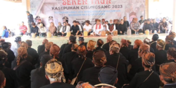 Ade Sumardi Ajak Masyarakat Jaga Tradisi dan Budaya Leluhur