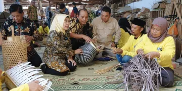 Program UMKM Bisa, Pemkab Serang Ajak 20 Perajin Bambu Belajar ke Jogja