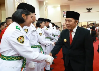Pj Gubernur Al Muktabar Kukuhkan Paskibraka 2023 Provinsi Banten