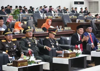 Pj Gubernur Banten Al Muktabar Hadiri Rapat Paripurna DPRD Mendengarkan Pidato Kenegaraan Presiden RI