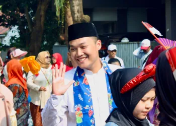 Rivo Kumara: Pemuda yang Berdiri di Tengah Masyarakat