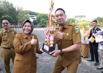 Apel Senin Pagi, Pj Sekda Banten Virgojanti Tekankan Kedisiplinan dan Etos Kerja