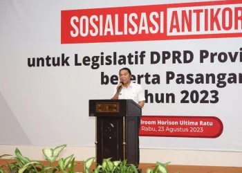 Pj Gubernur Al Muktabar Buka Sosialisasi Antikorupsi Bagi Pimpinan dan Anggota DPRD Provinsi Banten