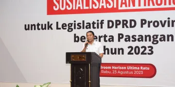 Pj Gubernur Al Muktabar Buka Sosialisasi Antikorupsi Bagi Pimpinan dan Anggota DPRD Provinsi Banten