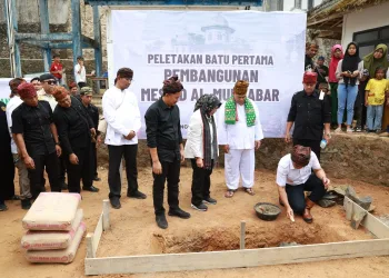 Masjid Al Muktabar Berdiri di Kawasan Adat Kasepuhan Cisungsang Kabupaten Lebak