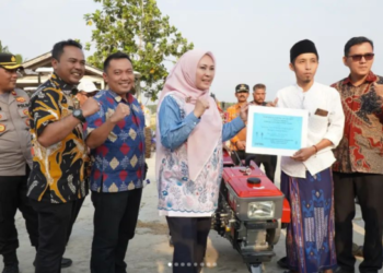 Dukung Percepatan Pengolahan Lahan, Poktan Diberi Bantuan Alsintan