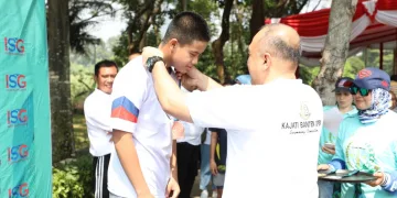 Bupati Tangerang Hadiri Kejuaraan Renang Kajati Banten Open di Gading Serpong