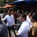 Pj Gubernur Banten Al Muktabar Dampingi Presiden Jokowi Tinjau Harga dan Barang di Pasar Kranggot