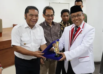 Pj Gubernur Al Muktabar : Provinsi Banten Terus Kembangkan Ekonomi Syariah