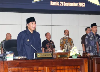 Pj Gubernur Banten Al Muktabar Tegaskan Pandangan Umum Fraksi DPRD