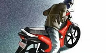 Dua Pencuri Motor Tabrak Mobil di Cipondoh Tangerang