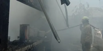 Rumah Makan Tatar Sunda di Kelapa Dua Tangerang Terbakar